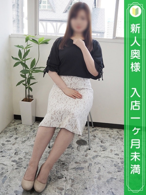 海野れいら